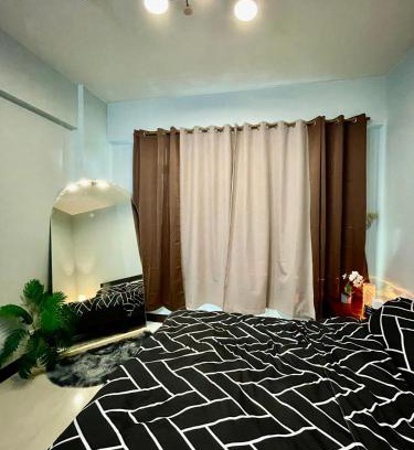 Pinagsama Apartment | Luxe Suite near BGC and Venice Grand Canal, Mckinley