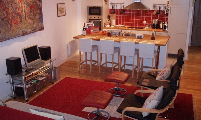 Pommard Apartment | Luxury Accommodation for Four in the Heart of Burgundy's Cote d'Or Wine Region