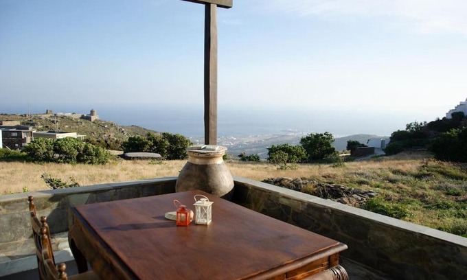 Tinos Town House | m͟͞a͟͞t͟͞a͟͞t͟͞h͟͞i͟͞a͟͞ GuestHouse Tinos