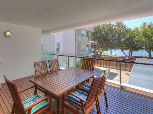 Horseshoe Bay Apartment | Maggies Beachfront Apartment 7