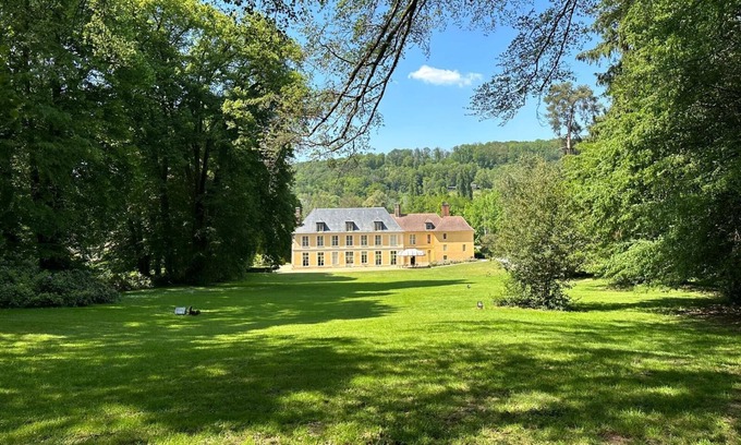 Milon-la-Chapelle Other | Magic 20km from Paris