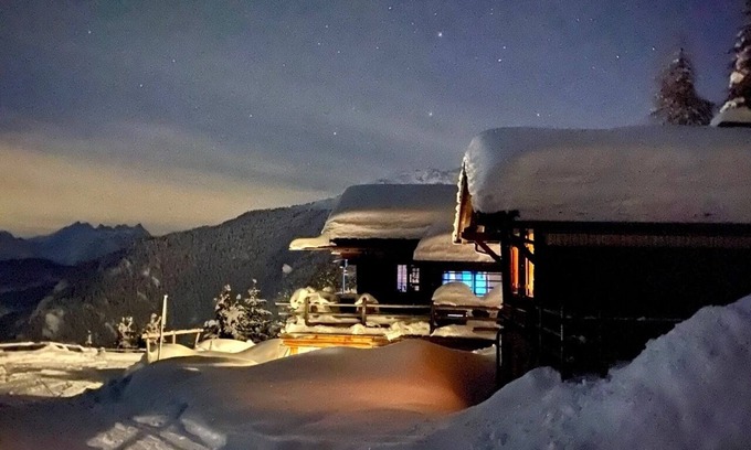 Bagnes Ski Chalet | Magic Ski-in&out Chalet Above Verbier