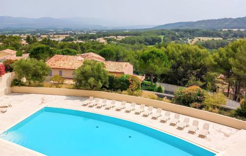 Pont Royal House | Maison 3 Pièces Sur Golf