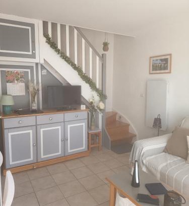 Aubais Apartment | Maison Salamandre