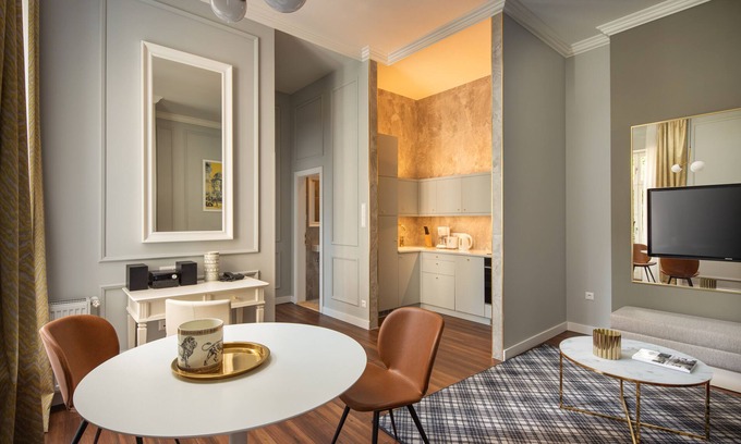 Terezvaros House | Mamaison Residence Izabella Budapest