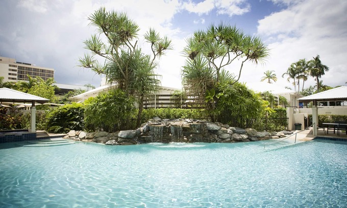 Cairns Central Business District Hotel | Mantra Esplanade