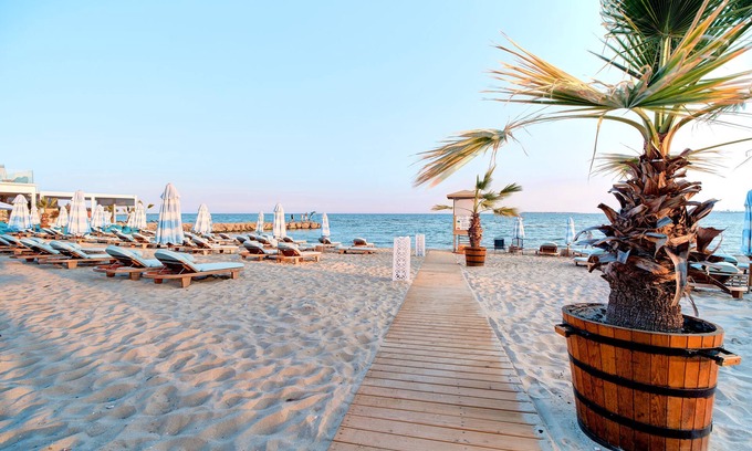 Sunny Beach Hotel | Marty's Beachfront Apartments