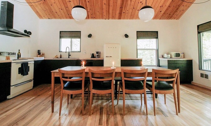 Rhododendron Ski Chalet | Midcentury gem with hot tub nestled in the forest