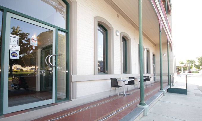 Bairnsdale Hotel | Mitchell River Tavern