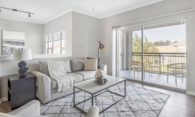 Sanford Apartment | Modern Apartment in Prime Location (ID1189X976)
