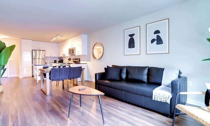 Jefferson Manor Apartment | Modern Apt Near Metro | Ideal for Work