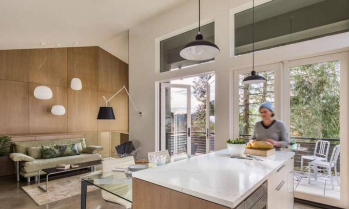 Portland Heights House | Modern Design + Lush Views, Brand New Guesthouse w/ Heated Floors & Parking