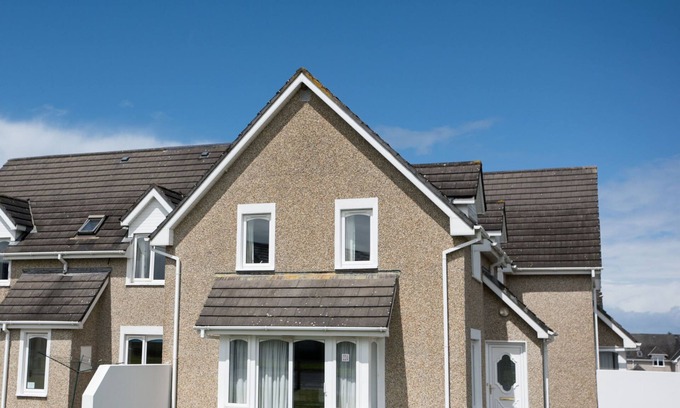 Kilkee House | Moore Bay(TR4) Holiday Homes 18A by Interhome