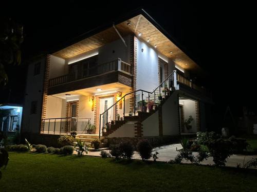 Lin Hotel | Mosaic Guesthouse