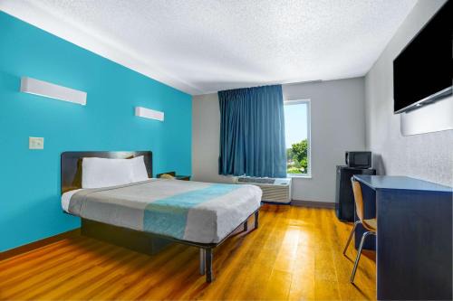 Northeast Raleigh Hotel | Motel 6-Raleigh, NC - North