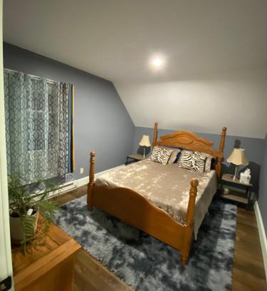 Springfield House | Must-See Okemo Mountain Resort 18 Miles Away Beautiful Place Visit Now