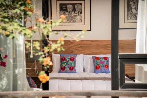 Luis Jimenez Figueroa Hotel | Nardazul "Casa de Sueños"