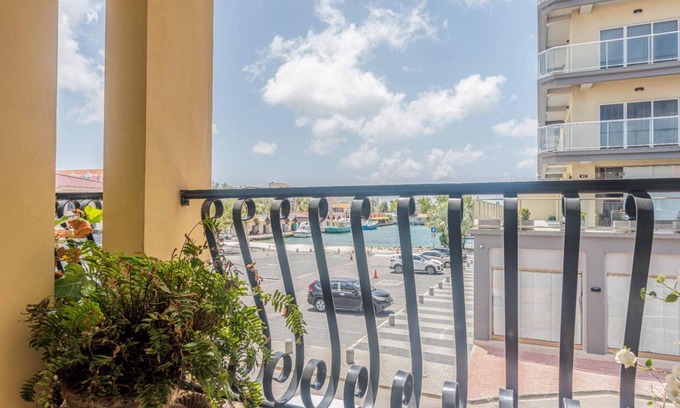 Oranjestad Apartment | NEW Bay Harbor Studio 206