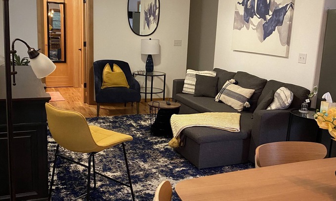 Historic Railroad District House | New Downtown 3 Bedroom Upstairs Flat with views