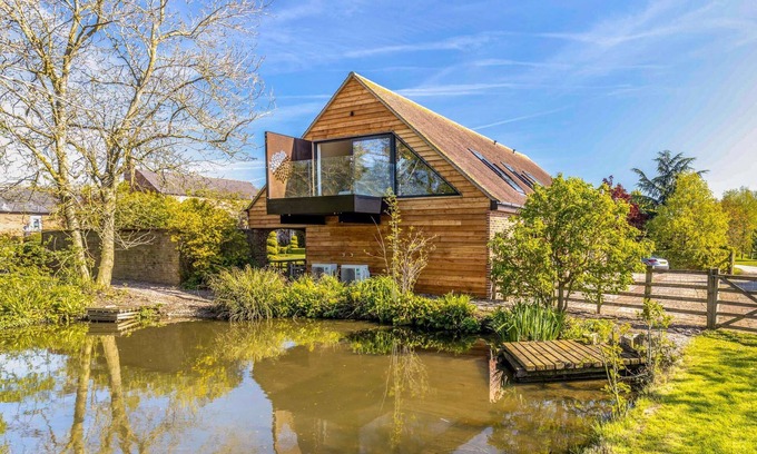 Kelmarsh House | NEW Luxury Countryside Retreat for Family and Friends