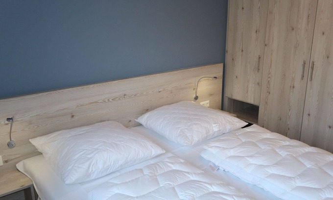Wremen Apartment | Nice apartment for 6 people with WIFI, TV and pets allowed