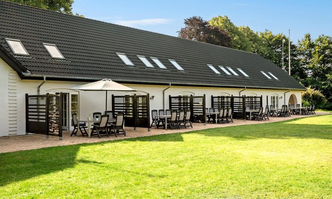 Nimtofte Apartment | Nice apartment in Nimtofte with WiFi