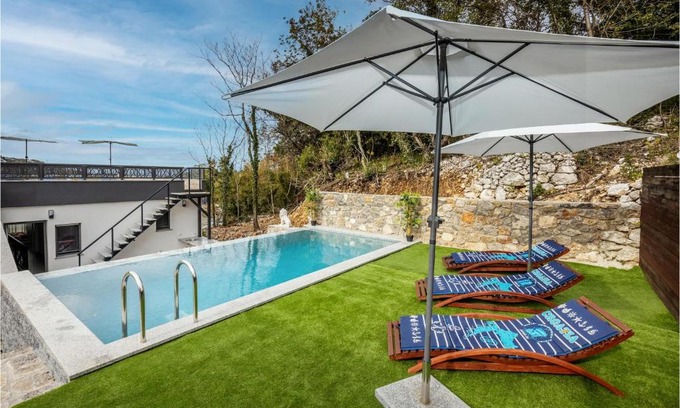Vinodolska opcina House | Nice Home In Bribir With Jacuzzi, Wifi And Outdoor Swimming Pool