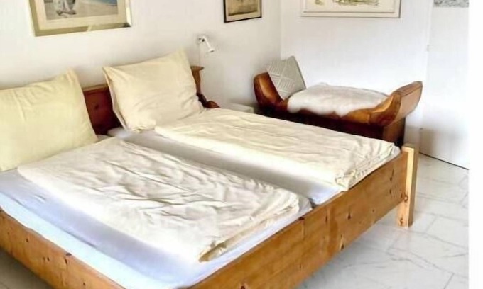 Ilanz Apartment | Nice room in Ilanz - central. by OLGIATI