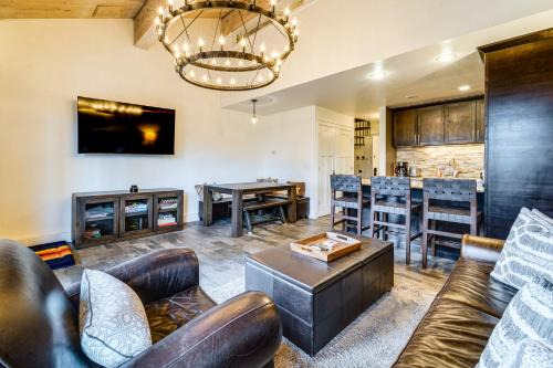 Truckee Apartment | Northstar Ski-Inand Out Condo with Resort Amenities!