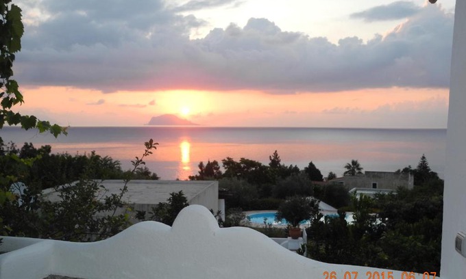 Santa Marina Salina Bed & Breakfast | Note di Salina