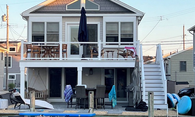 Dover Beaches North House | OB2 Bay front 3 bedroom home- walk to beach