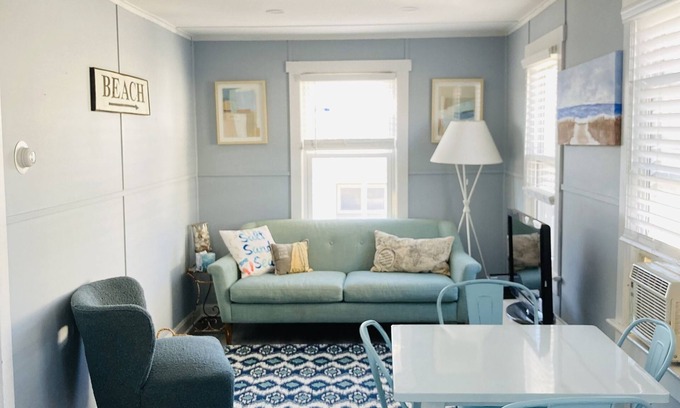 Ortley Beach Cottage | OCEAN BLOCK SEASIDE PARK! Book for 2026! Dog friendly!