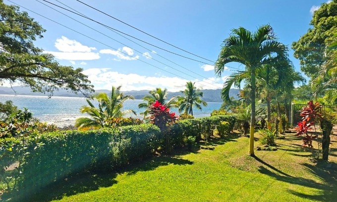 Savusavu Villa | Ocean Breeze Villa