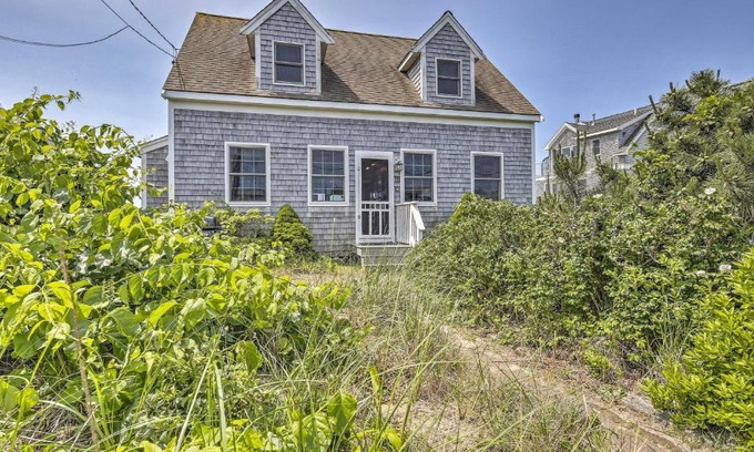 Dennis Port House | Oceanfront Cottage with Balcony in Cape Cod!