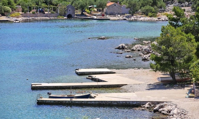 Putnikovic Apartment | One bedroom apartment near beach Kabli, Pelješac (A-12475-a)