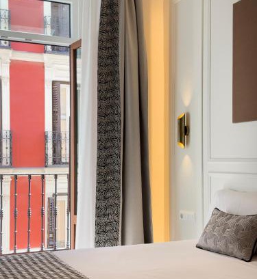 Centro Apartment | Ópera Stays by Charming