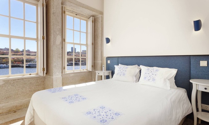 Sao Nicolau Apartment | Oporto Home River Front