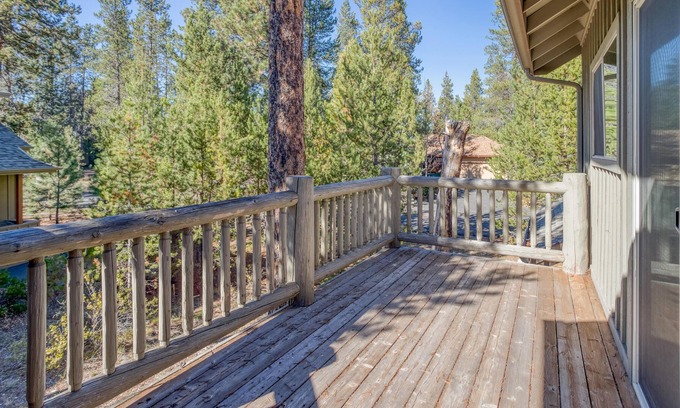 Deer Park House | Oregon Loop 1