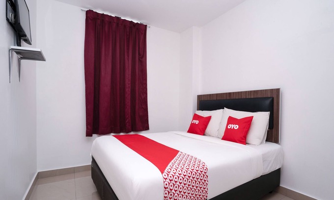 Seremban Hotel | OYO 44093 Vrm Hotel