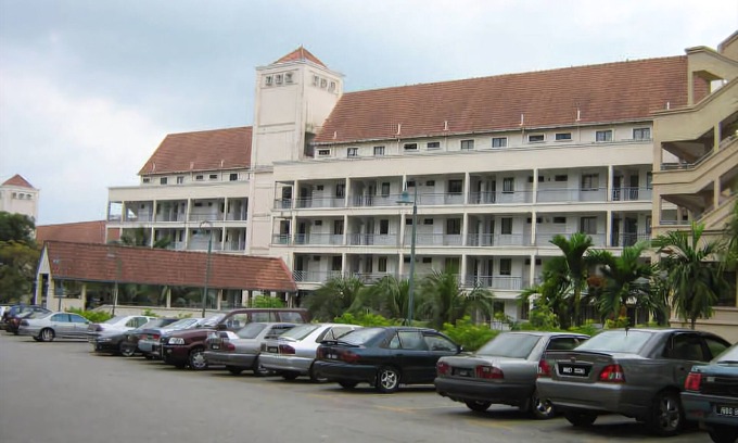 Taman Haji Zainal Apartment | Paradise Lagoon Apartment