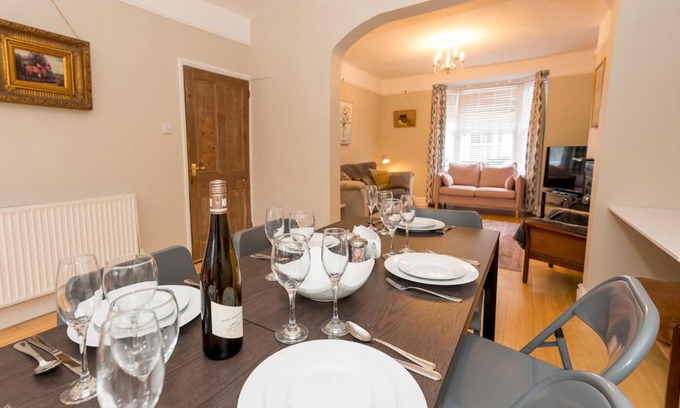 Shrewsbury House | Pass the Keys 3 Storey Townhouse