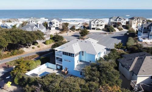 Corolla House | Paws and Keep Calm