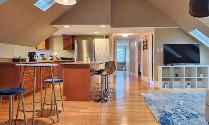 Nahant Apartment | Penthouse with a private rooftop deck