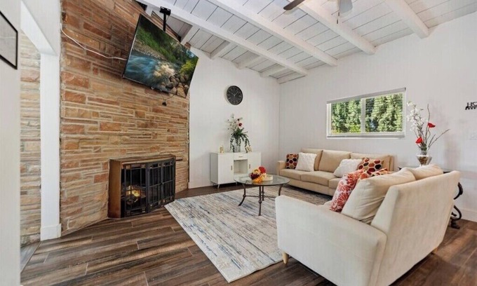 Thousand Palms House | Perfect Private Getaway w/Pool in Thousand Palms!