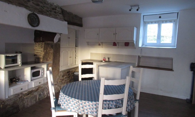 Carhaix-Plouguer House | Petit Gite en Cœur de Bretagne