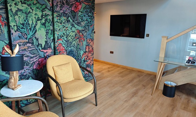 Cowes Apartment | Pinnacle Suites