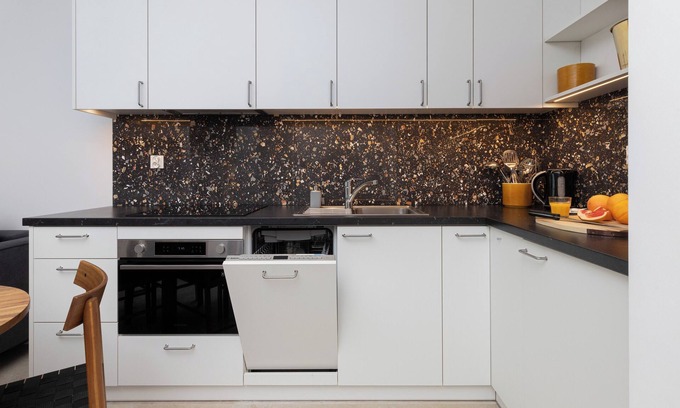 Srodmiescie Apartment | Plac Unii Apartment Gdynia by Renters