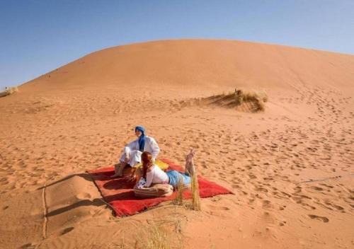 M'Hamid El Ghizlane Hotel | Planet Camp Désert Tours