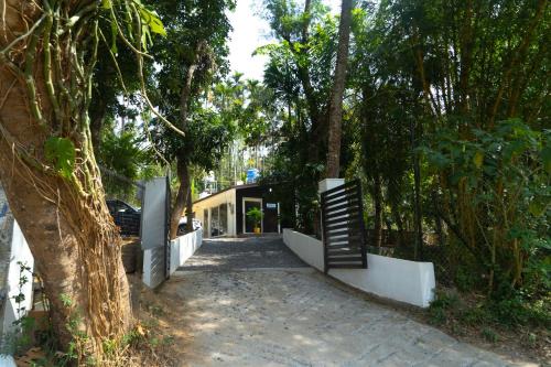 Sulthan Bathery House | Pomma Holidays and Resorts