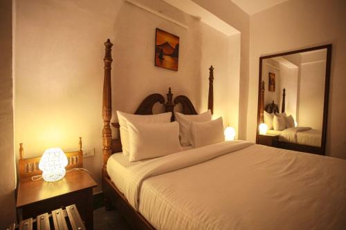 Udaipur City Centre Hotel | Prem Niwas a Heritage Hotel & Homestay